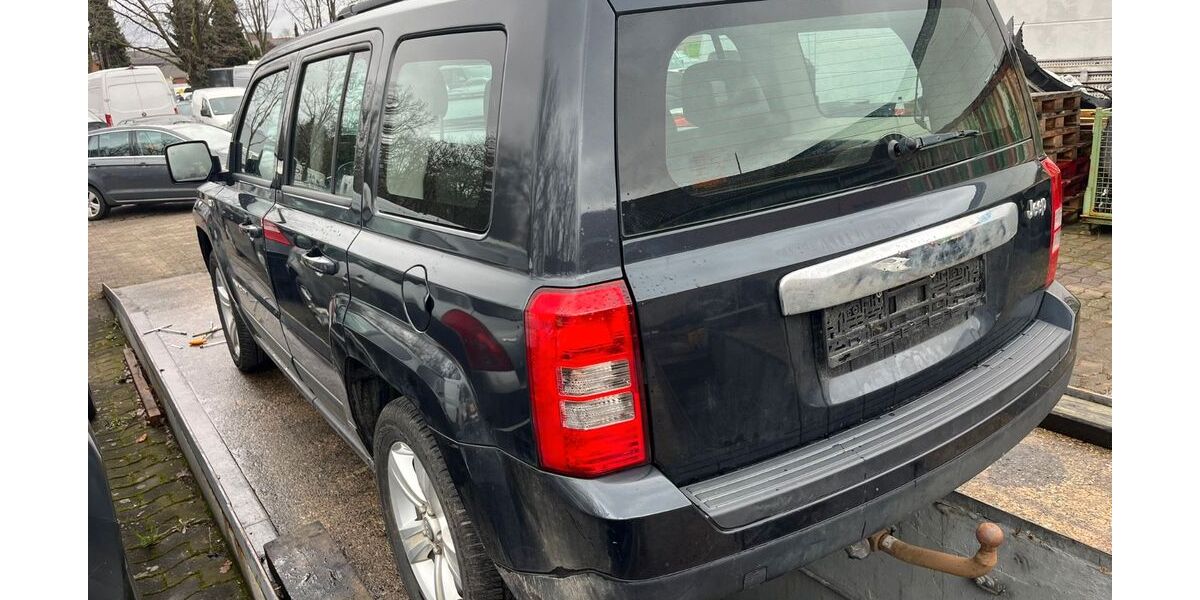 Jeep Patriot 150.000 km 3.990 &euro; Hannover 30195
