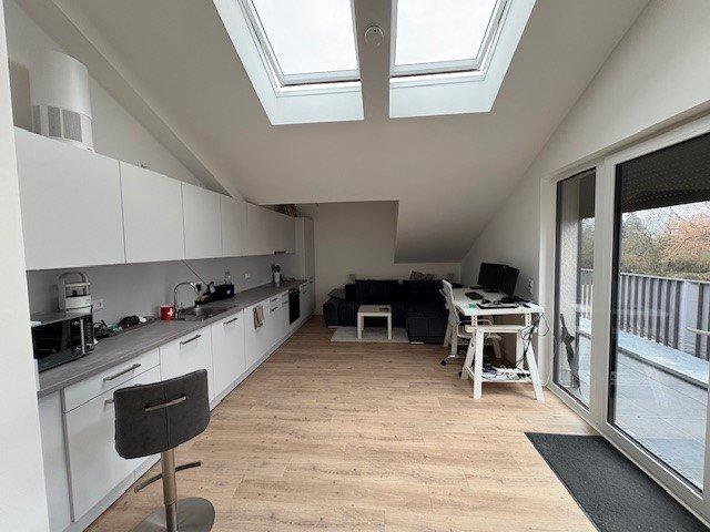 Dachgeschoßwohnung Laatzen - 2 Zimmer, 81 m&sup2;, 1.090&euro; | Angebot:26491367