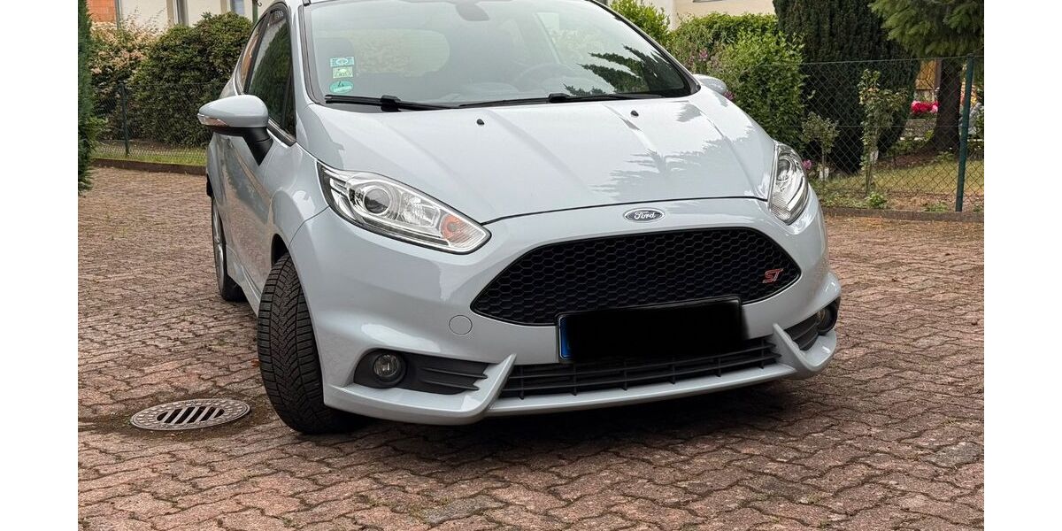 Ford Fiesta 88.000 km 12.700 &euro; Hannover 30159