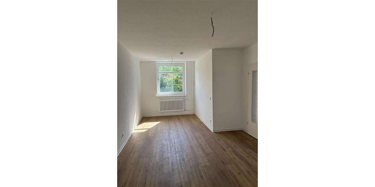 Etagenwohnung Hannover Davenstedt - 2 Zimmer, 64 m&sup2;, 609&euro; | Angebot:26848457