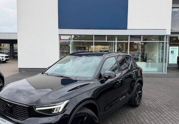 Volvo XC40 13.400 km 37.900 &euro; Hannover 30179