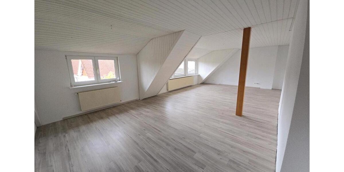 Etagenwohnung Bad Münder am Deister - 4 Zimmer, 118 m&sup2;, 770&euro; | Angebot:27571640