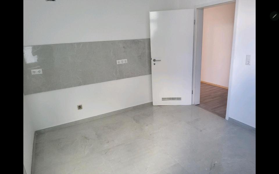 Etagenwohnung Hannover Nord - 4 Zimmer, 100 m&sup2;, 1.200&euro; | Angebot:27592028