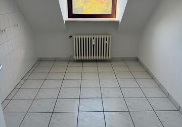 Wohnung Hannover Döhren-Wülfel - 4 Zimmer, 95 m&sup2;, 1.200&euro; | Angebot:27608254