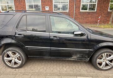 Mercedes-Benz ML 320 256.000 km 3.195 &euro; Hannover 30453