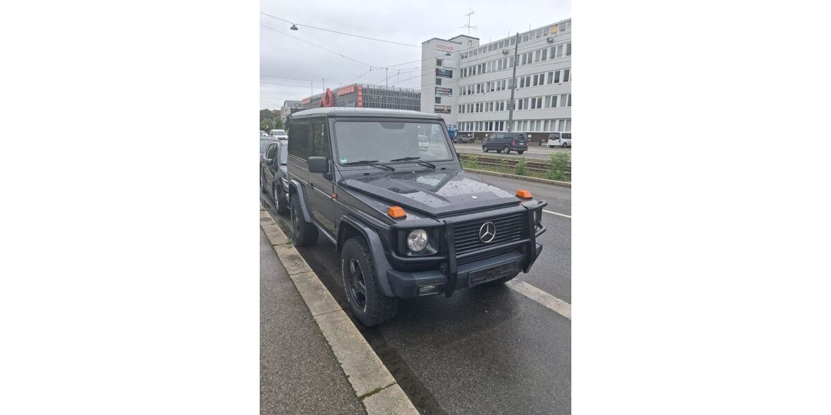 Mercedes-Benz G 300 180.000 km 19.900 &euro; Bremen 28215