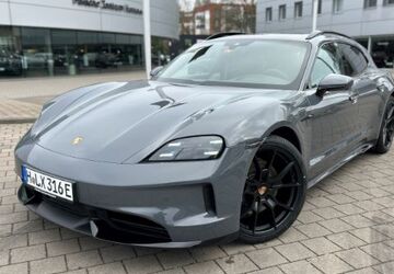 Porsche Taycan 17.000 km 104.750 &euro; Hannover 30177