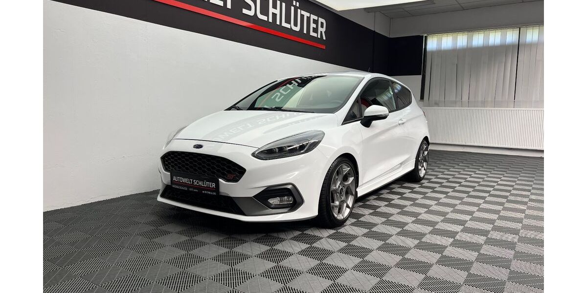Ford Fiesta 67.800 km 15.900 &euro; Lehrte 31275