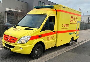 Mercedes-Benz Sprinter 271.900 km 8.900 &euro; Hannover 30179